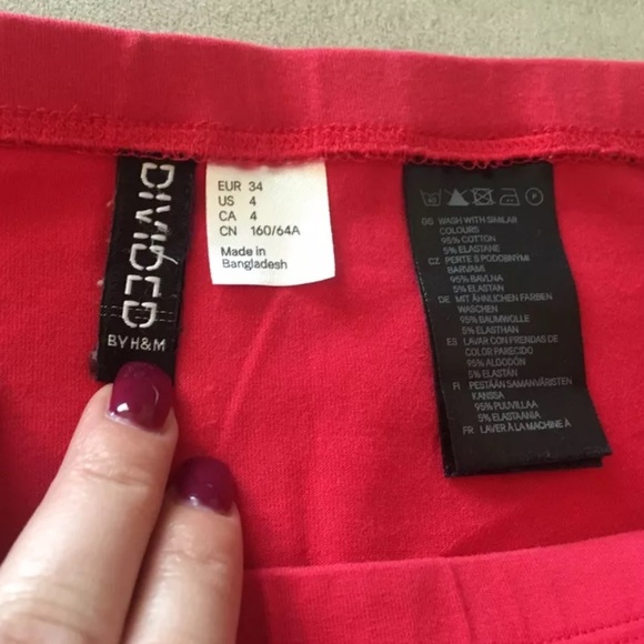 Women's Divided By H&M Coral Form Fitting Mini Skirt Size 4 - Picture 3 of 4